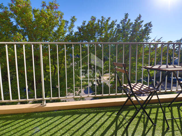 Appartement T2 - MEUBLE - Secteur Beaudinard - Place de parking - Expo Sud — photo du bien