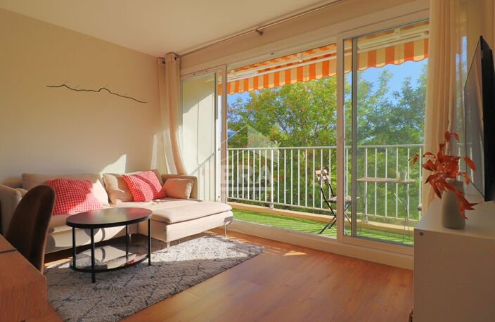 Appartement T2 - MEUBLE - Secteur Beaudinard - Place de parking - Expo Sud — photo 3