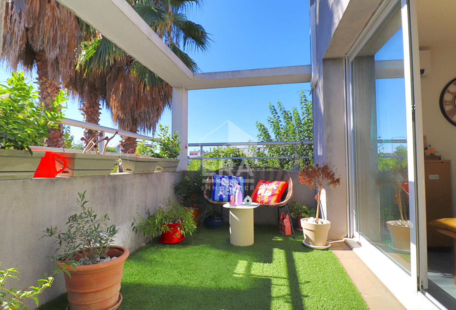 Appartement Marseille T3 DUPLEX 65 m² DERNIER ÉTAGE  2 TERRASSES GARAGE - LES OLIVES / LIMITE 12E  PROCHE ALLAUCH — photo 1