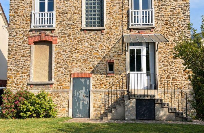 Vente Maison/villa 7 pièces — photo 2