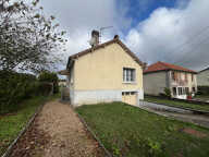 Maison 4 pièces à louer à Dangé Saint Romain - Jardin et garage — photo 2