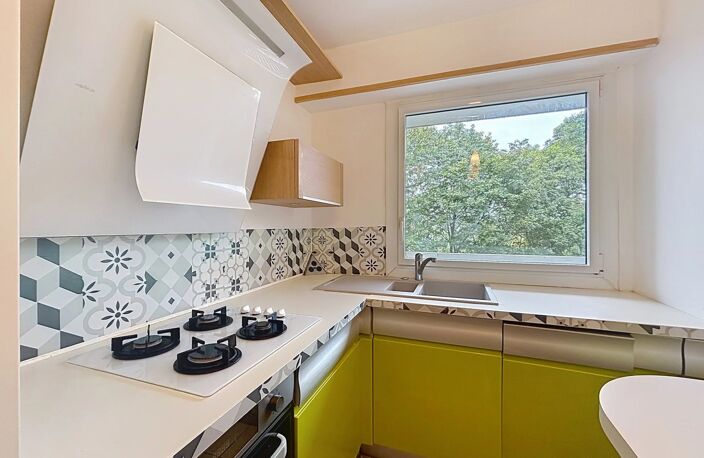 Appartement familial 4 pièces de 79 m² avec balcon, cave et parking – Résidence sécurisée à Brunoy — photo 4