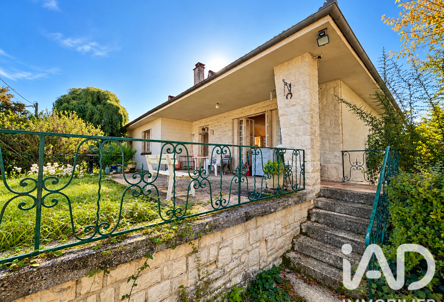 Vente Maison/villa 8 pièces — photo 1
