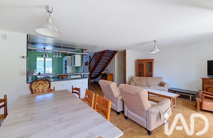 Vente Maison/villa 8 pièces — photo 4