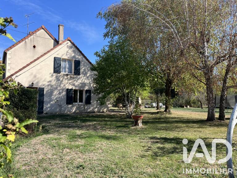 Vente Maison/villa 8 pièces — photo 1