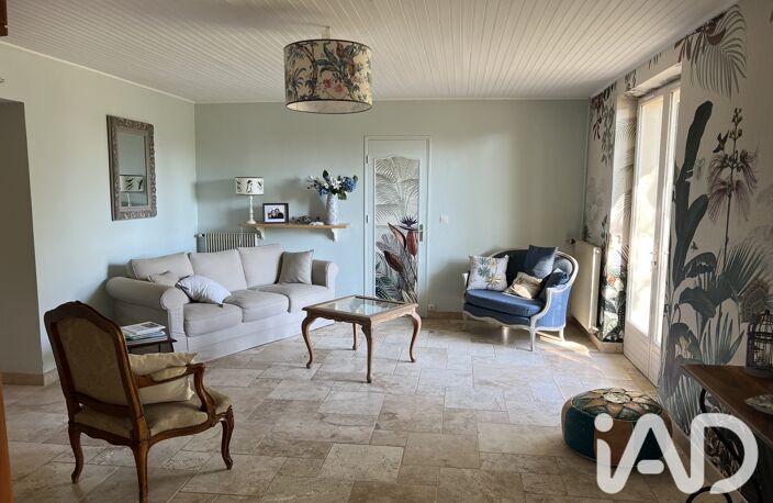 Vente Maison/villa 8 pièces — photo 3