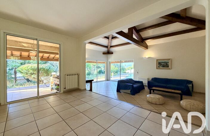 Vente Maison traditionnelle 7 pièces — photo 3
