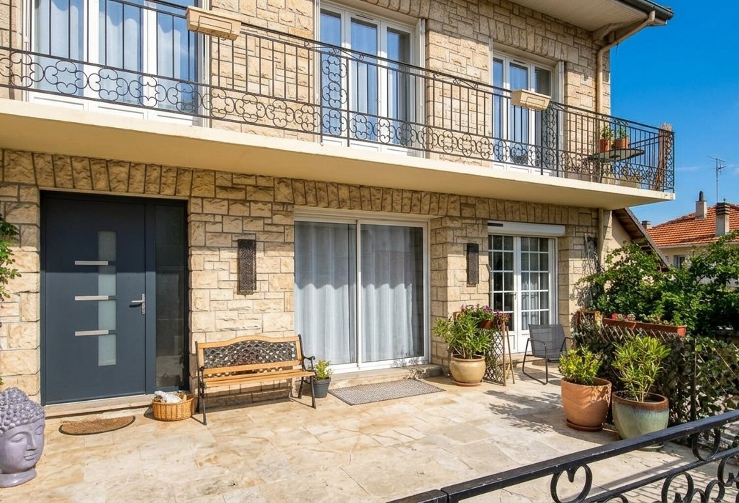 Vente Maison/villa 8 pièces — photo 1