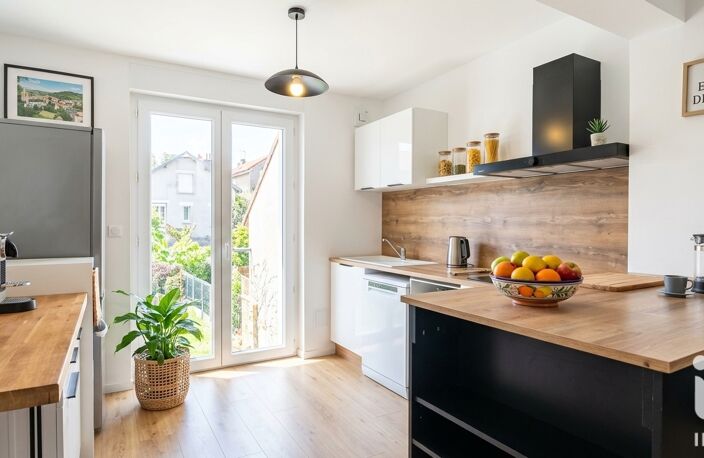 Vente Maison/villa 8 pièces — photo 3
