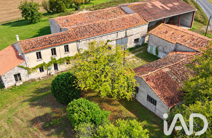 Vente Maison/villa 8 pièces — photo 2