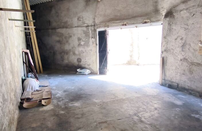 Vente Garage 40 m&sup2; — photo 2