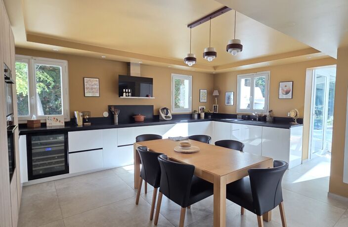 Vente Maison/villa 10 pièces — photo 5