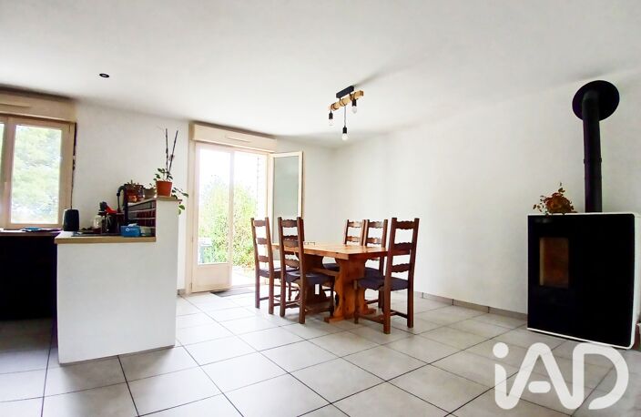 Vente Maison/villa 7 pièces — photo 2