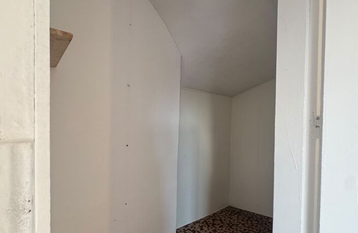 Vente Immeuble 33 m&sup2; — photo 2