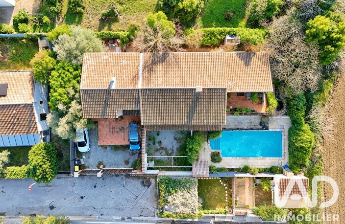 Vente Immeuble 300 m&sup2; — photo 2