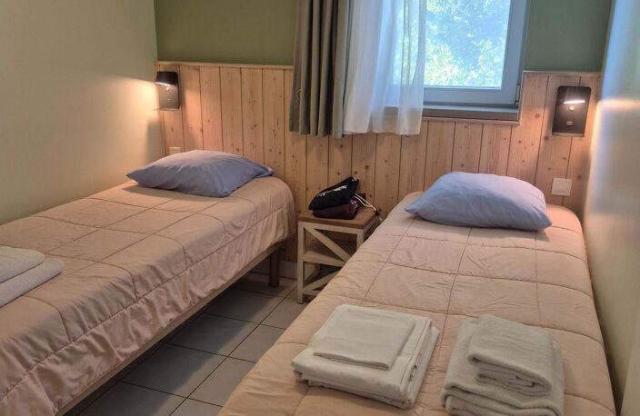 Appartement T2 meublé et équipé résidence calme sécurisée piscines chauffées — photo 4