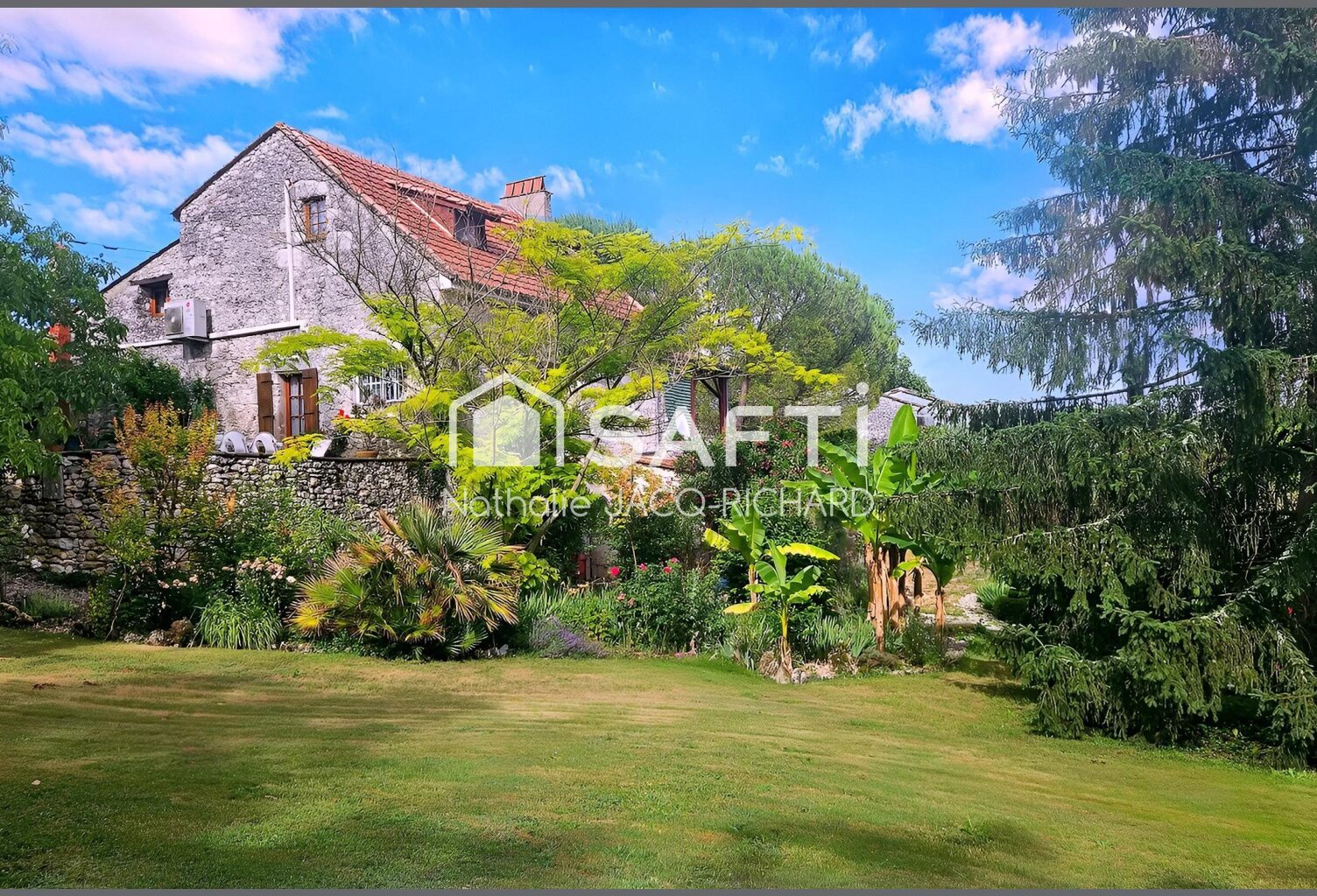 Belle demeure en pierres   Vue campagne & vignes  2000 m² de terrain — photo 1