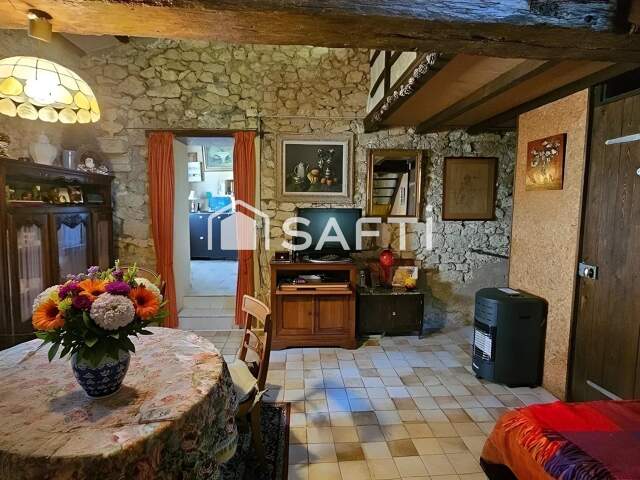 Belle demeure en pierres   Vue campagne & vignes  2000 m² de terrain — photo du bien