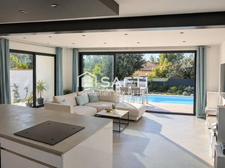 Villa avec piscine, entre Avignon et les Alpilles — photo 1