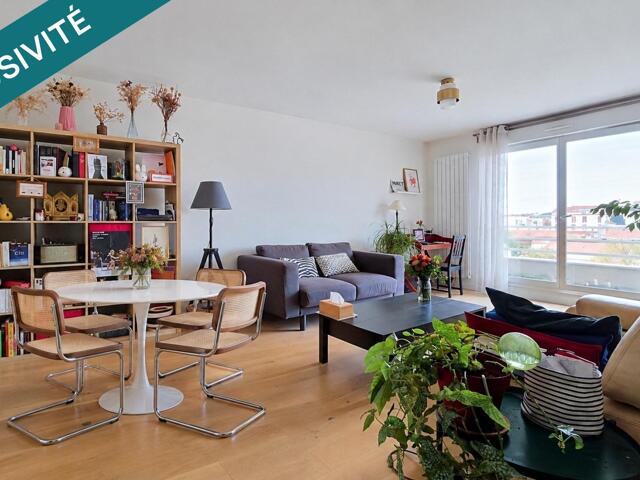 Grand 3 pièces balcon et cave (parking en option)