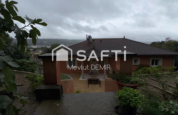 Maison, et terrain de 1 350 m² à Bourgoin-Jallieu — photo 3