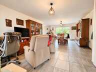 Maison de plain-pied  3 chambres  Garage  Terrain de 795 m² — photo 2