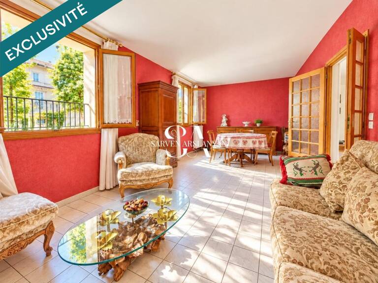 Une maison, un jardin, trois chambres : la vie de famille à quelques pas du RER D, des écoles et commerces. — photo 1