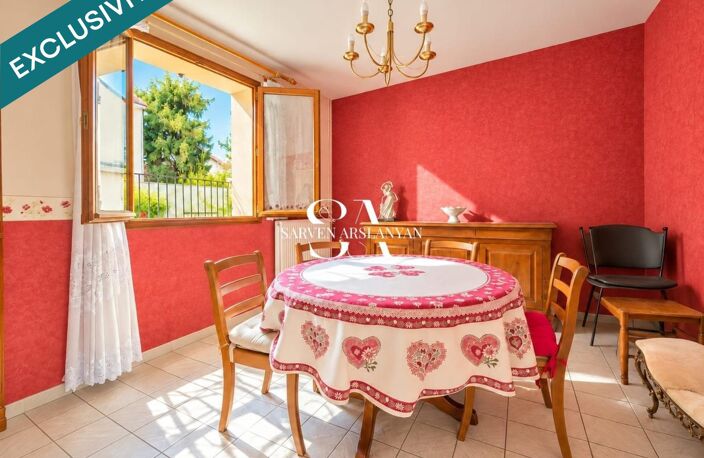 Une maison, un jardin, trois chambres : la vie de famille à quelques pas du RER D, des écoles et commerces. — photo 2