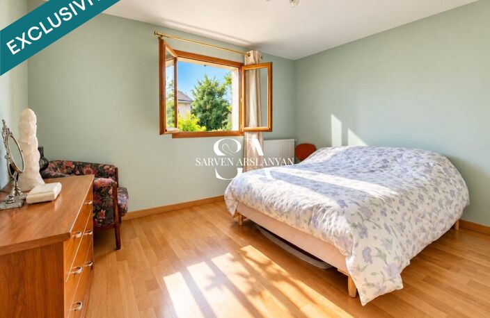 Une maison, un jardin, trois chambres : la vie de famille à quelques pas du RER D, des écoles et commerces. — photo 5