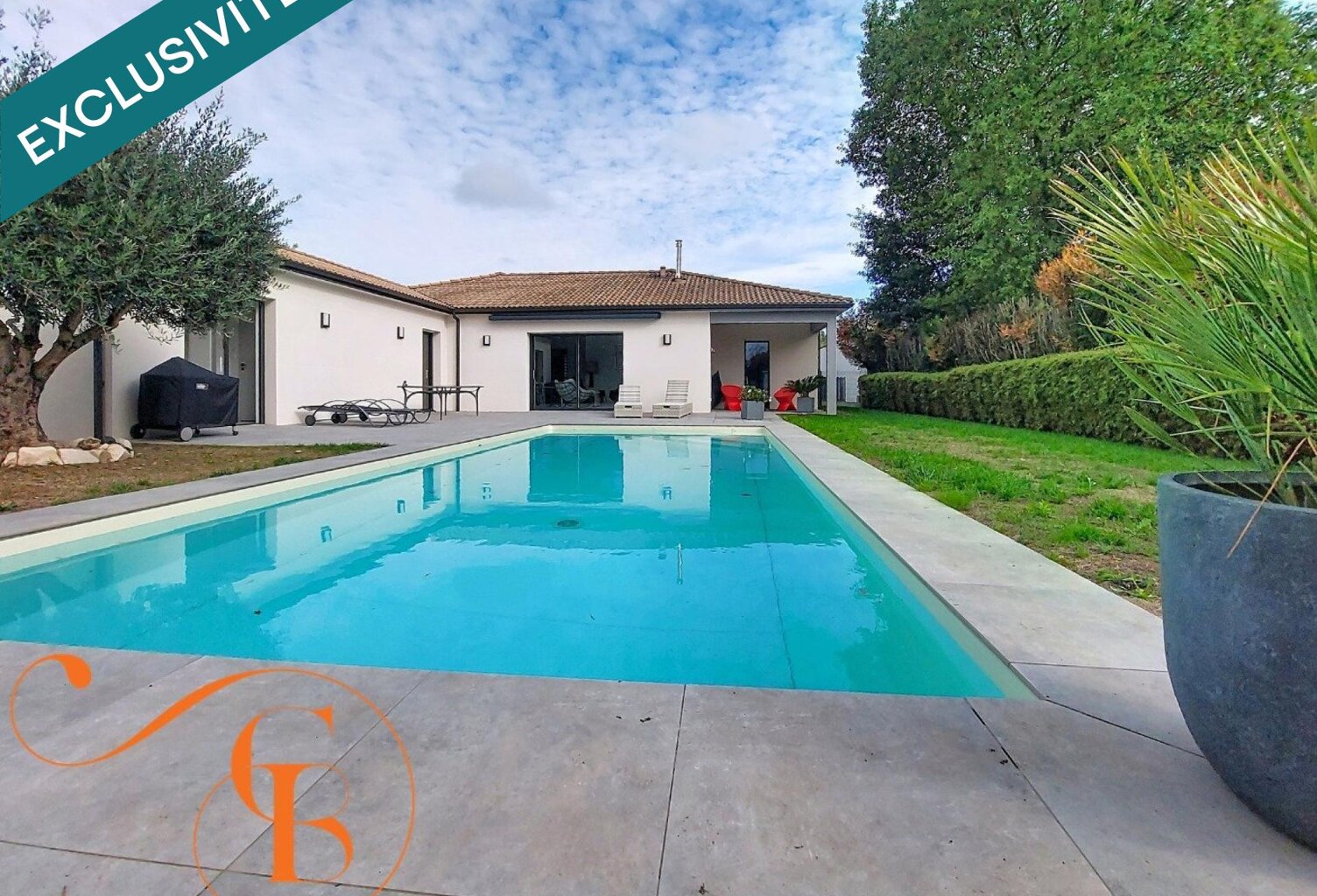 Maison de 4 chambres, piscine — photo 1