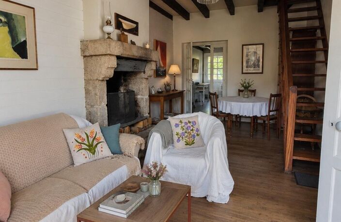 Maison atypique en pierre de 143 m²  Charme, beaux volumes et potentiel locatif — photo 5