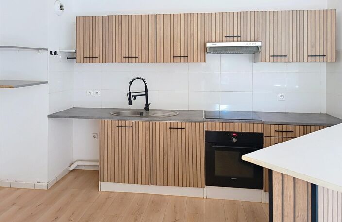 Très Bel Appartement 3P Lumineux avec Extérieur au pied de la Gare RER de Cergy-le-Haut — photo 3