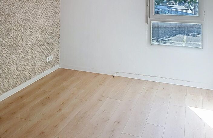 Très Bel Appartement 3P Lumineux avec Extérieur au pied de la Gare RER de Cergy-le-Haut — photo 4