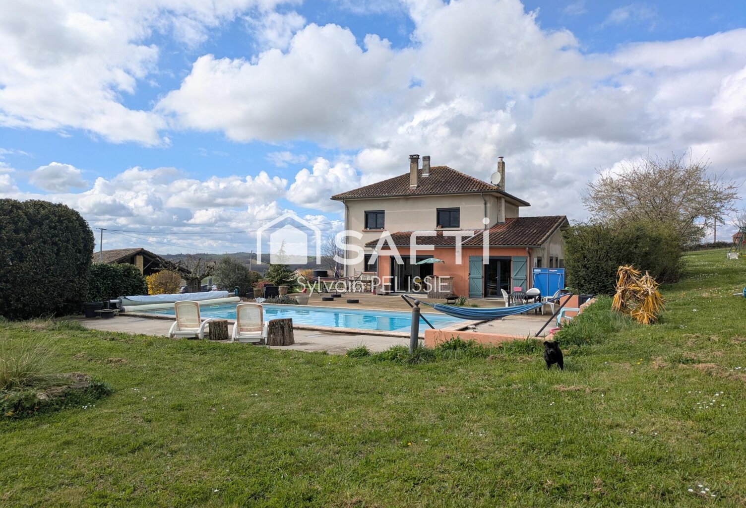 Maison 167m² performante (DPE C) sur les hauteurs avec piscine au sel et terrain 1,7 Ha — photo 1