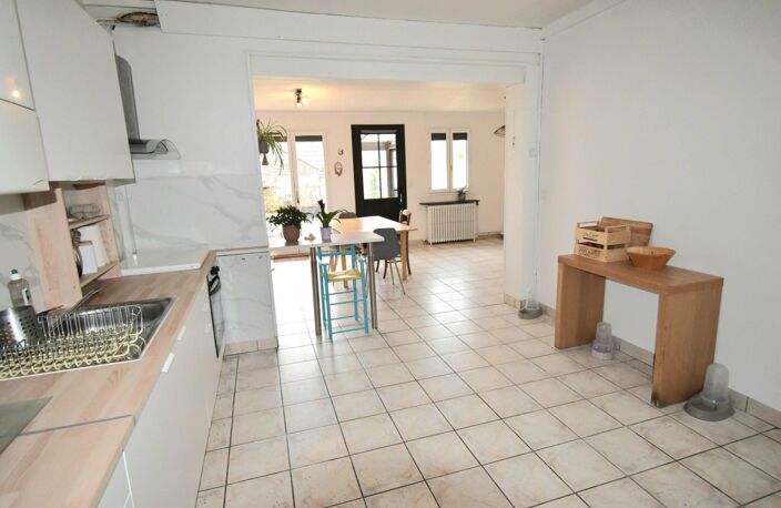 Maison Sanvicaise, 2 chambres, terrasse, cave — photo 3