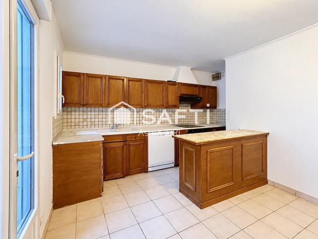 Maison 85 m²  2 chambres + bureau  Cour  Garage