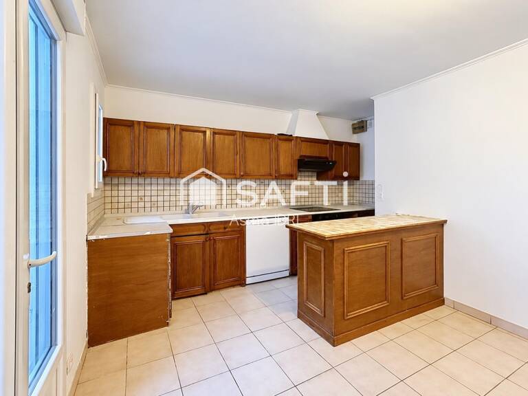 Maison 85 m²  2 chambres + bureau  Cour  Garage — photo 1