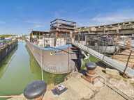 Péniche d'exception, 3 chambres, studio, terrasses et Jaccuzi — photo 2