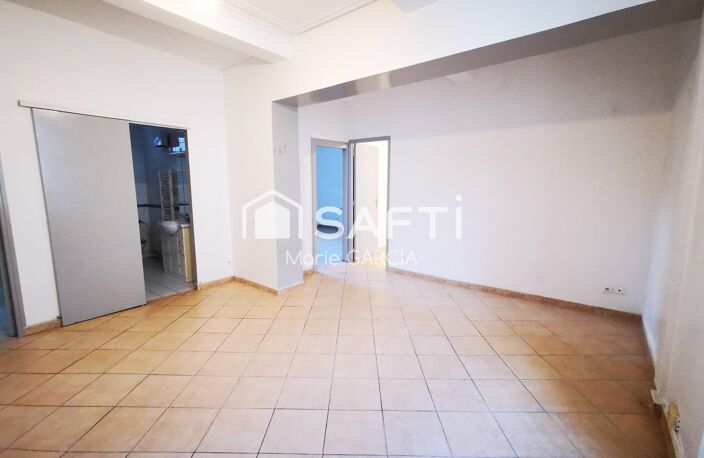 Nîmes Ecusson : immeuble de rapport mixte — photo 4