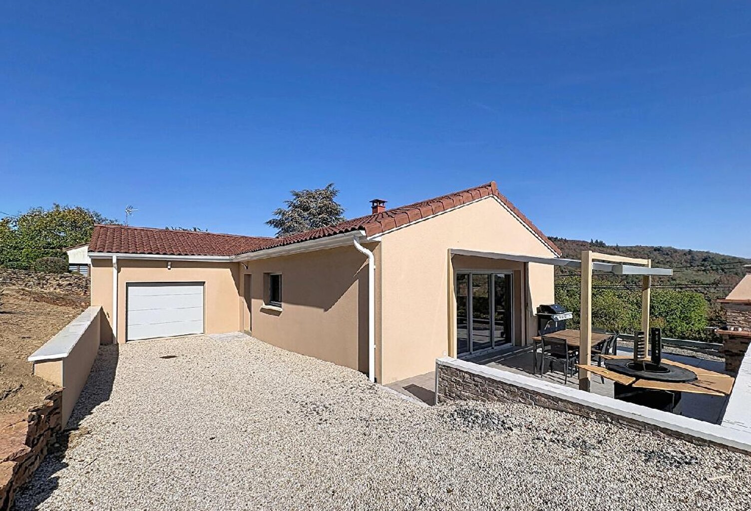 Maison — photo 1