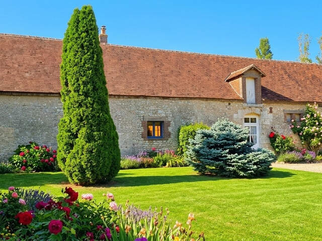 LIMITROPHE CHATEAUDUN — photo du bien