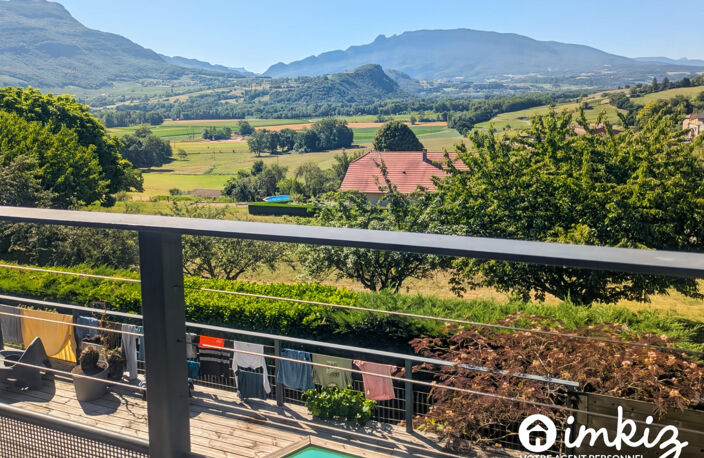Maison familiale avec piscine et vue d’exception — photo 2