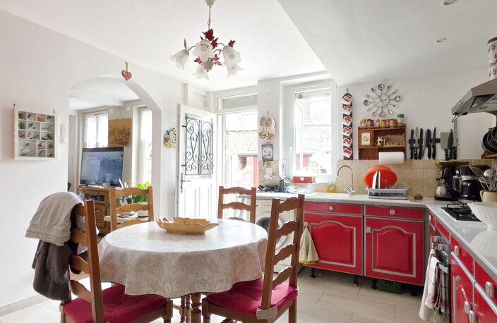 Charme de la brique & fort potentiel : Maison de village ave — photo 4