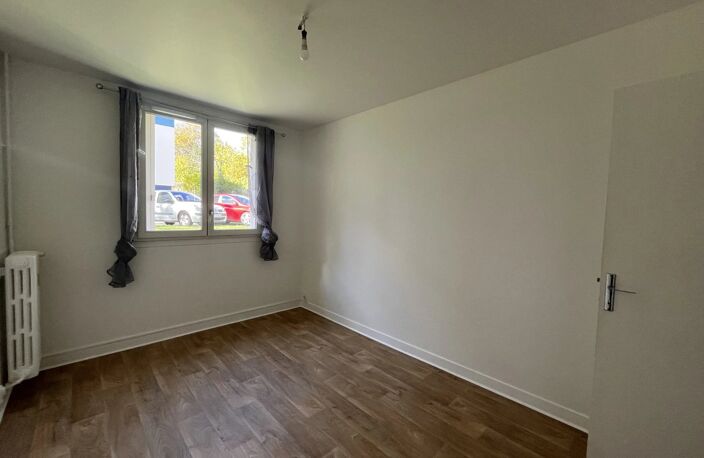 A LOUER - APPARTEMENT DE 3 PIECES SITUE A PROXIMITE DU CENTRE VILLE DE CHARTRES — photo 5