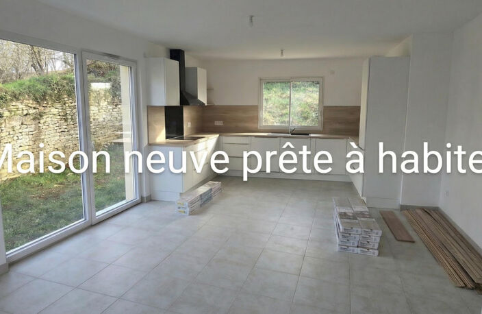 Maison individuelle de plain pied, avec garage — photo 2