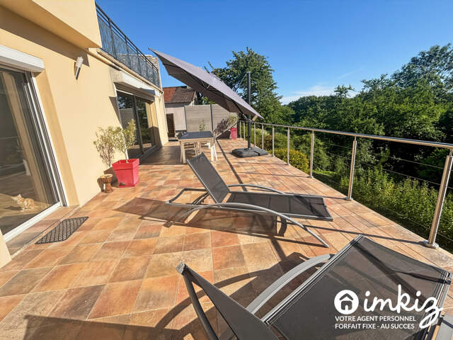 Maison 8 pièces — photo du bien