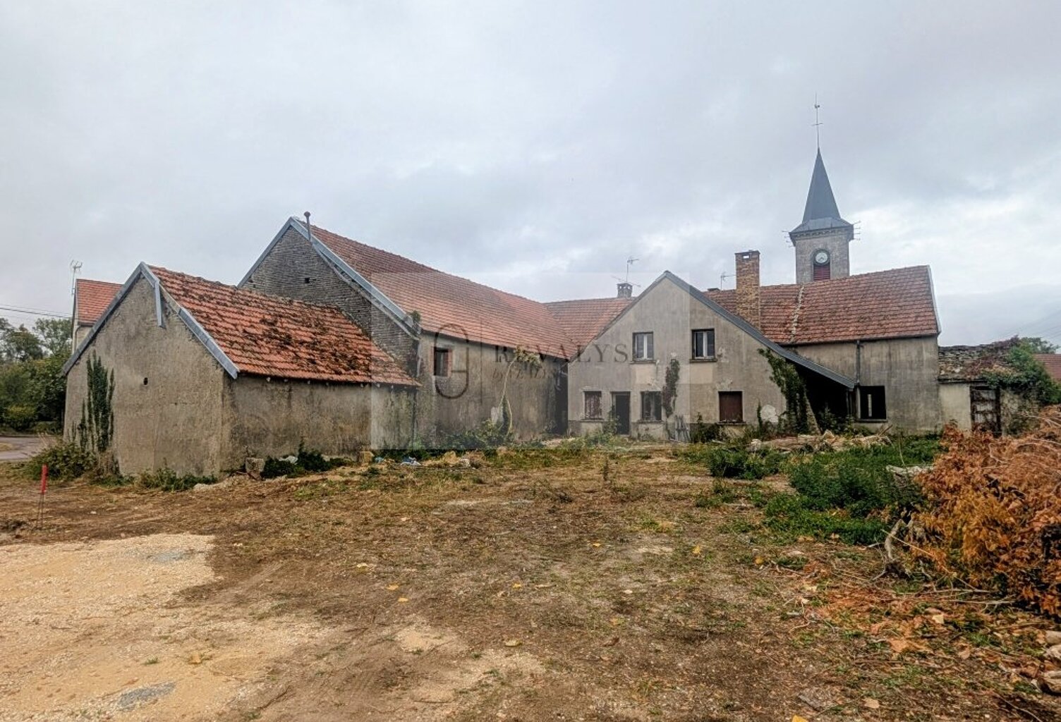 Immeuble — photo 1
