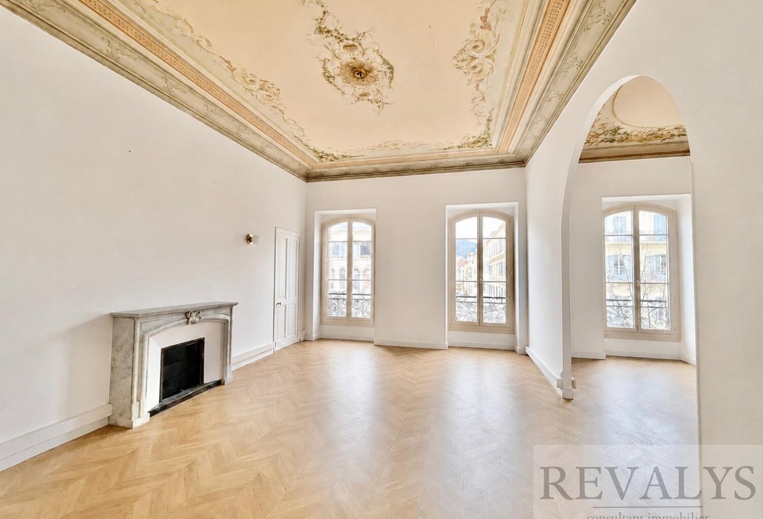 Appartement bourgeois — photo 1