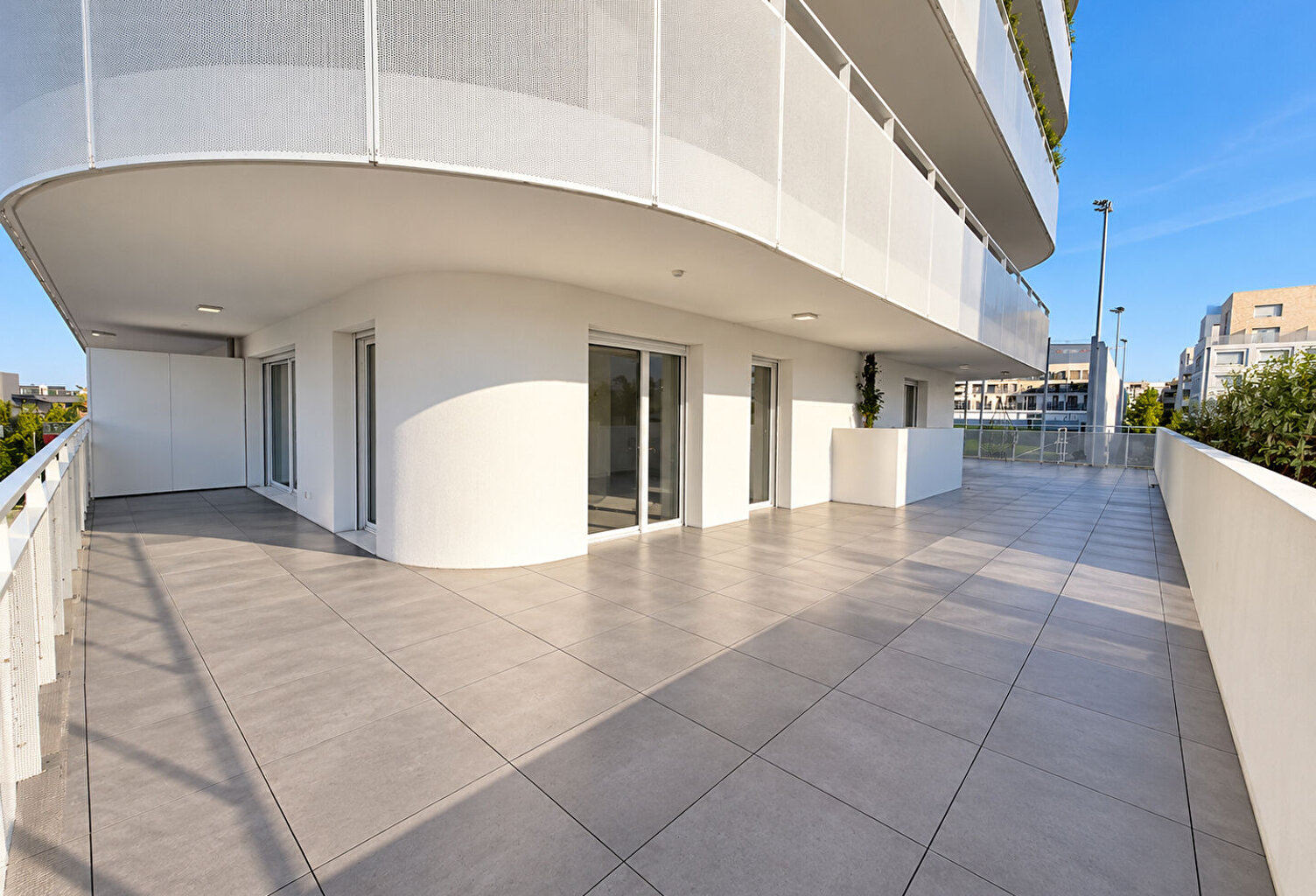 RESIDENCE DE 2021 AVEC TERRASSE DE 93M² — photo 1