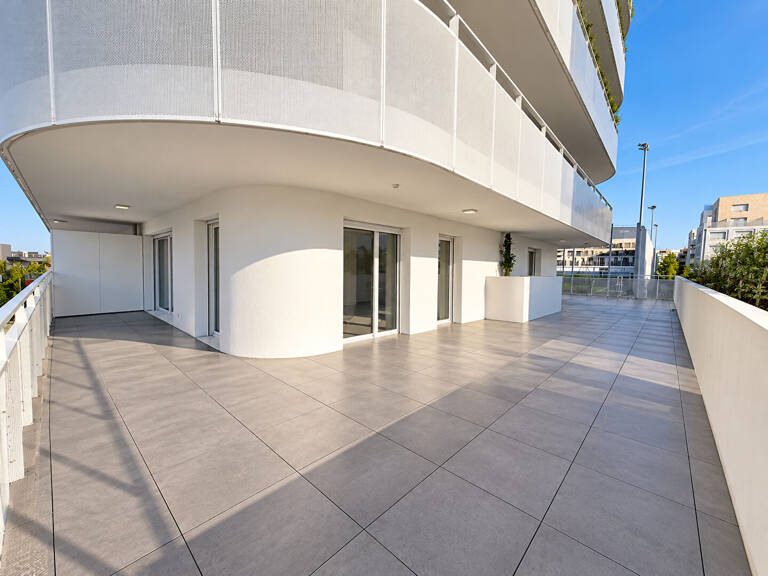 RESIDENCE DE 2021 AVEC TERRASSE DE 93M² — photo 1
